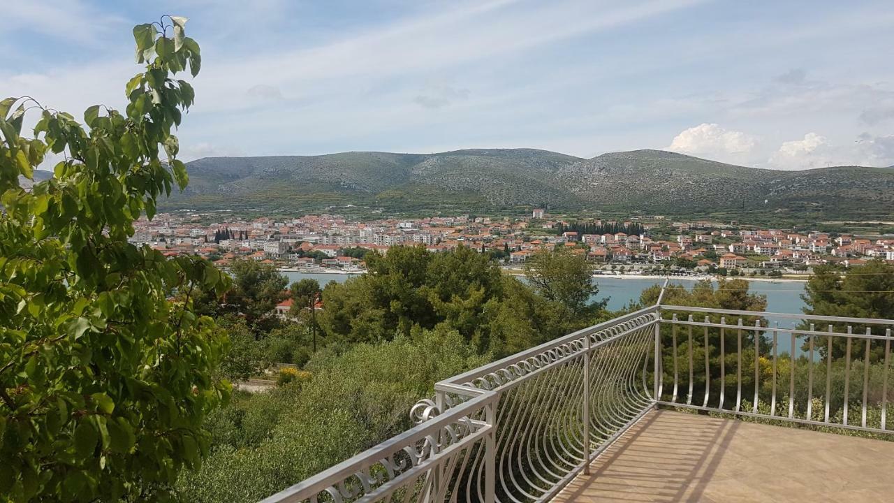 Willa Ferienhaus Maria Trogir Zewnętrze zdjęcie